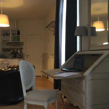 Saint Georges 아파트호텔 몽스